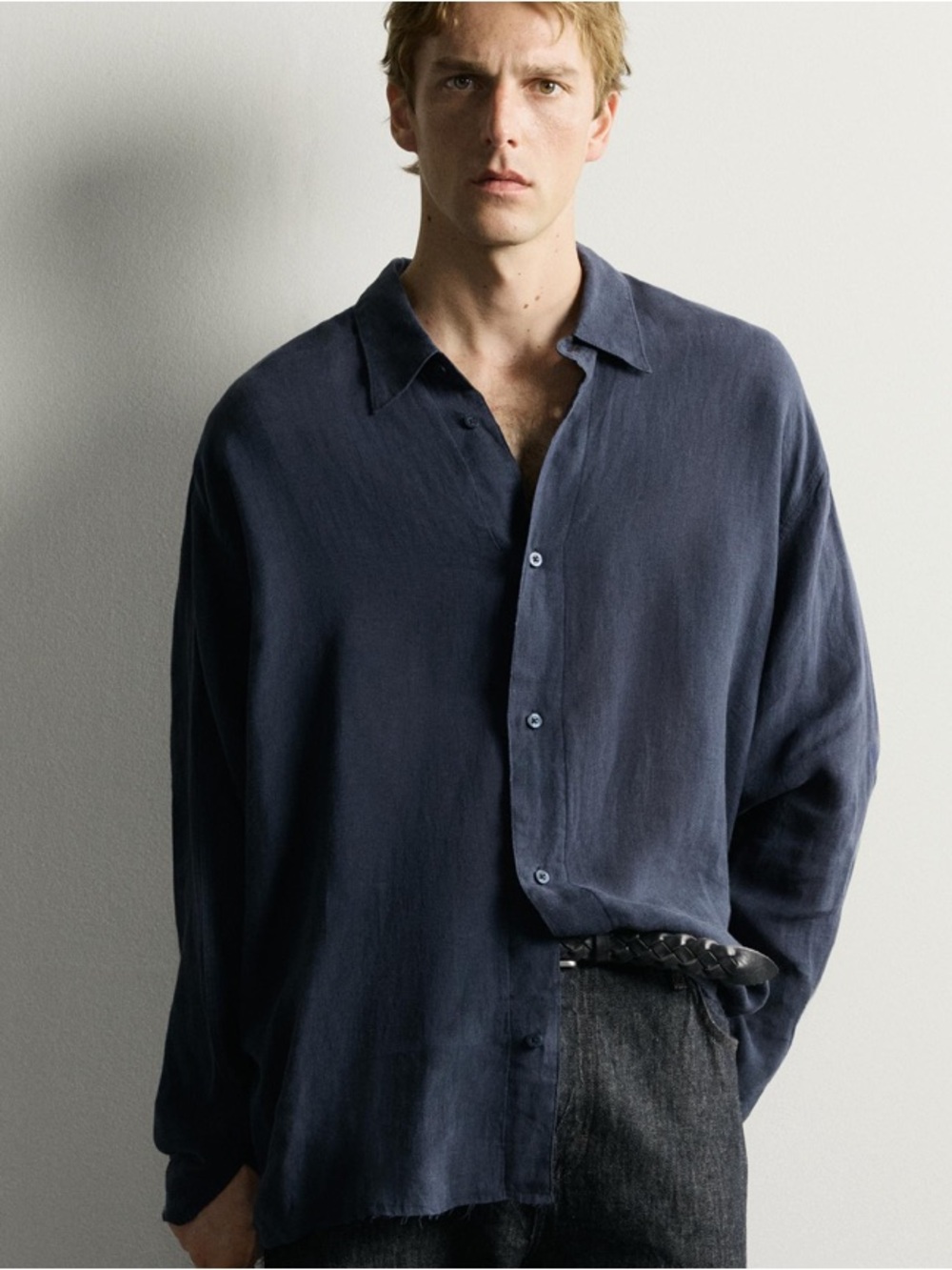 Zara Lightweight 100% Linen Relaxed Button Down Blue Dress Shirt Men’s Size M